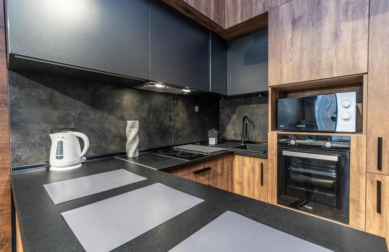 Luxury Apartments Smartplaza Obolon Metro Minskai Kiev Exterior foto
