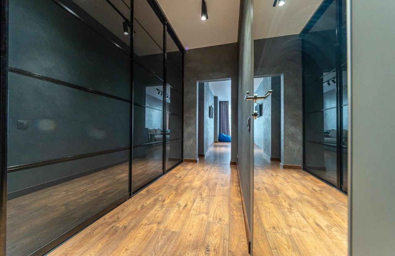 Luxury Apartments Smartplaza Obolon Metro Minskai Kiev Exterior foto